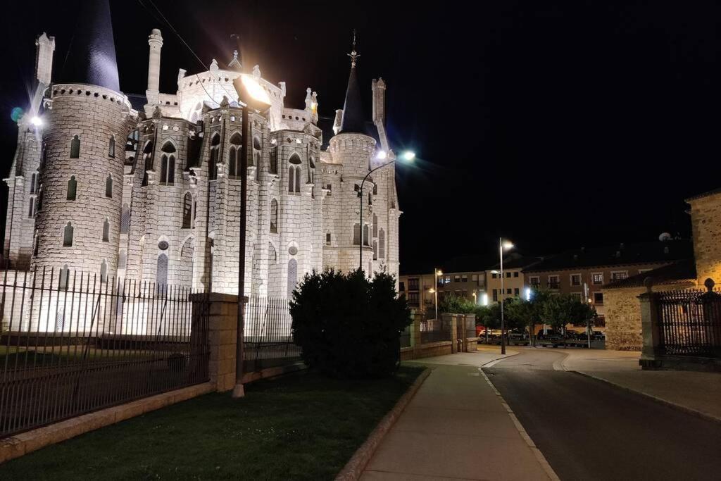 Los Sitios Асторга Екстериор снимка